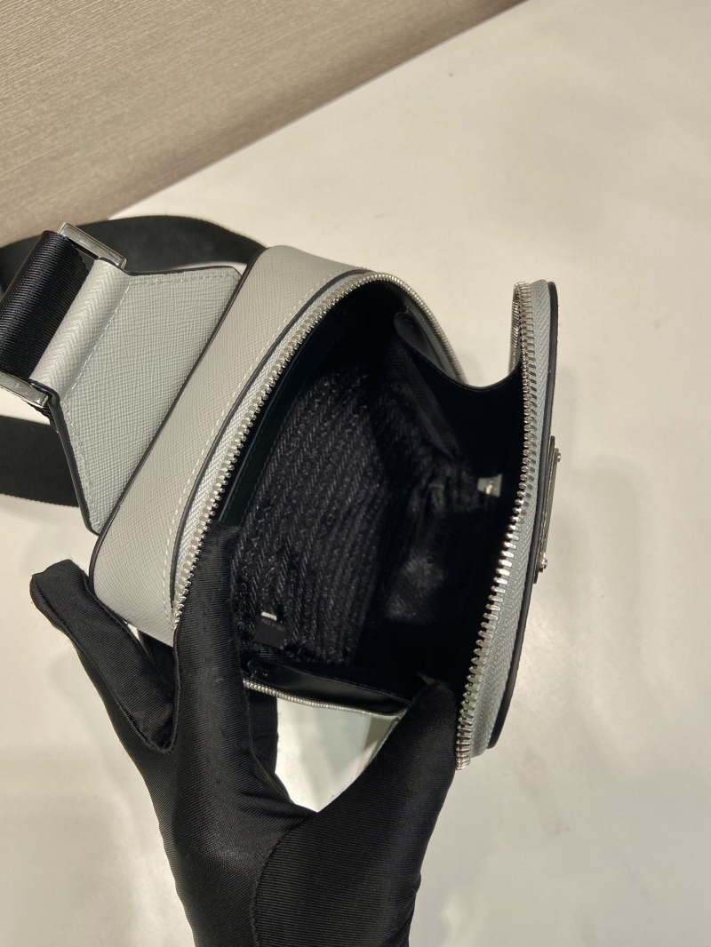 Pra*a waist chest packs